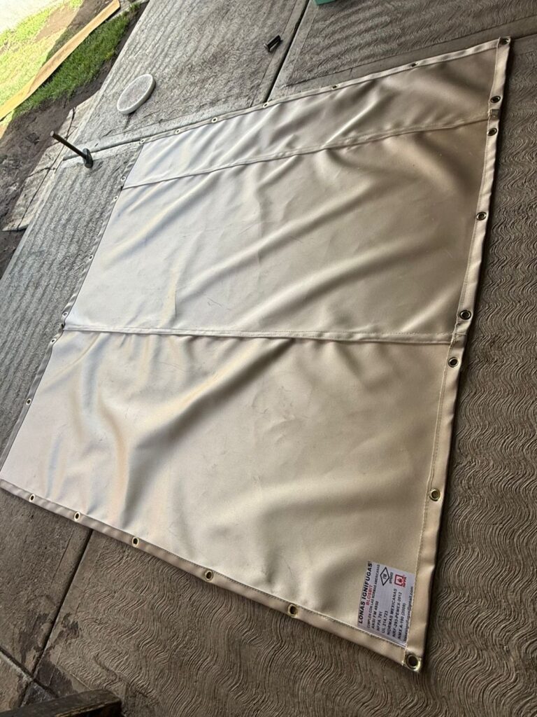 Lona Ignifuga resistente a altas temperaturas, hasta 1,200ºC, USO HORIZONTAL